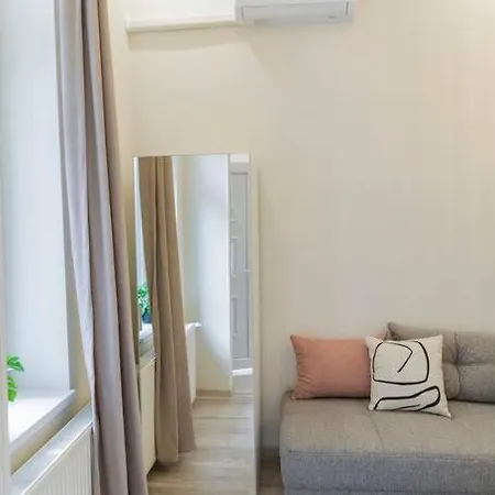 Urban Spot With Ac Lejlighed Budapest